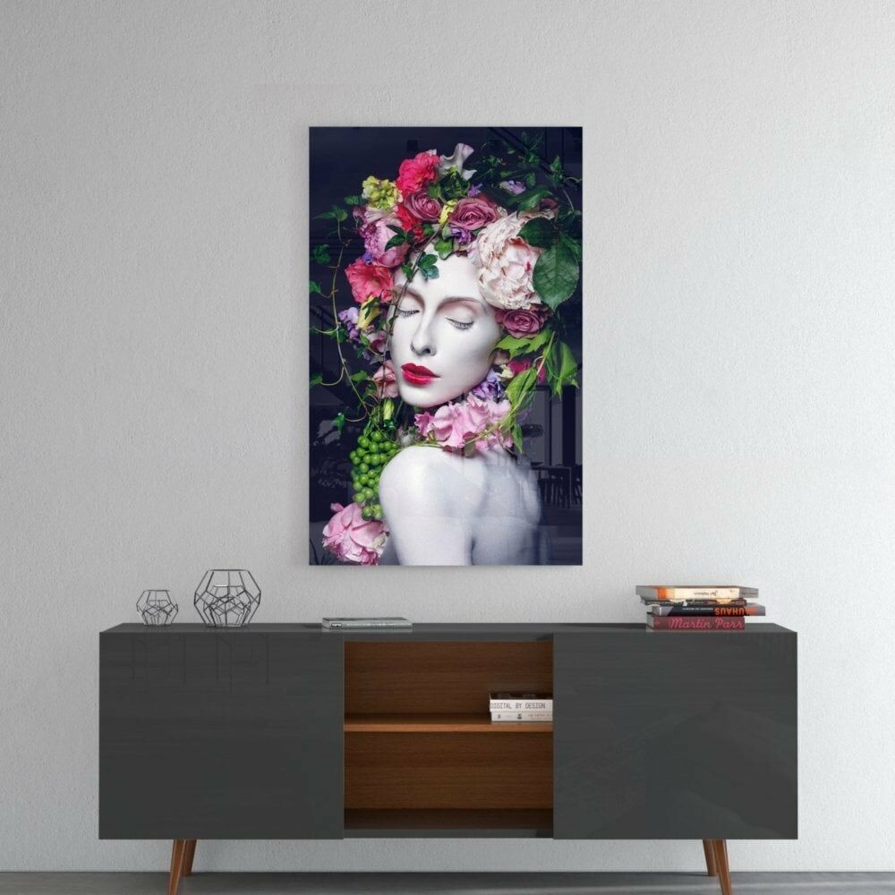 Çiçek ve Kadın Cam Tablo