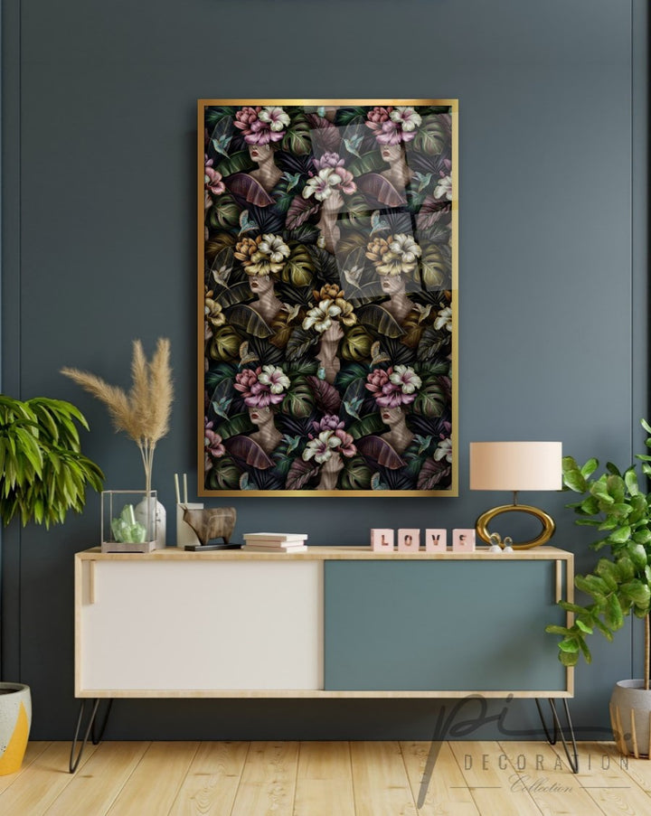 Kadın ve Çiçekler  Cam Tablo