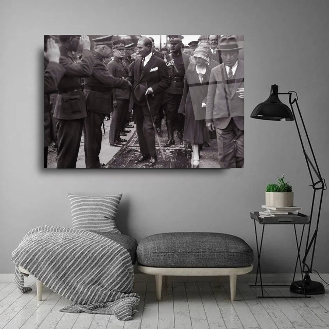Atatürk Cam Tablo