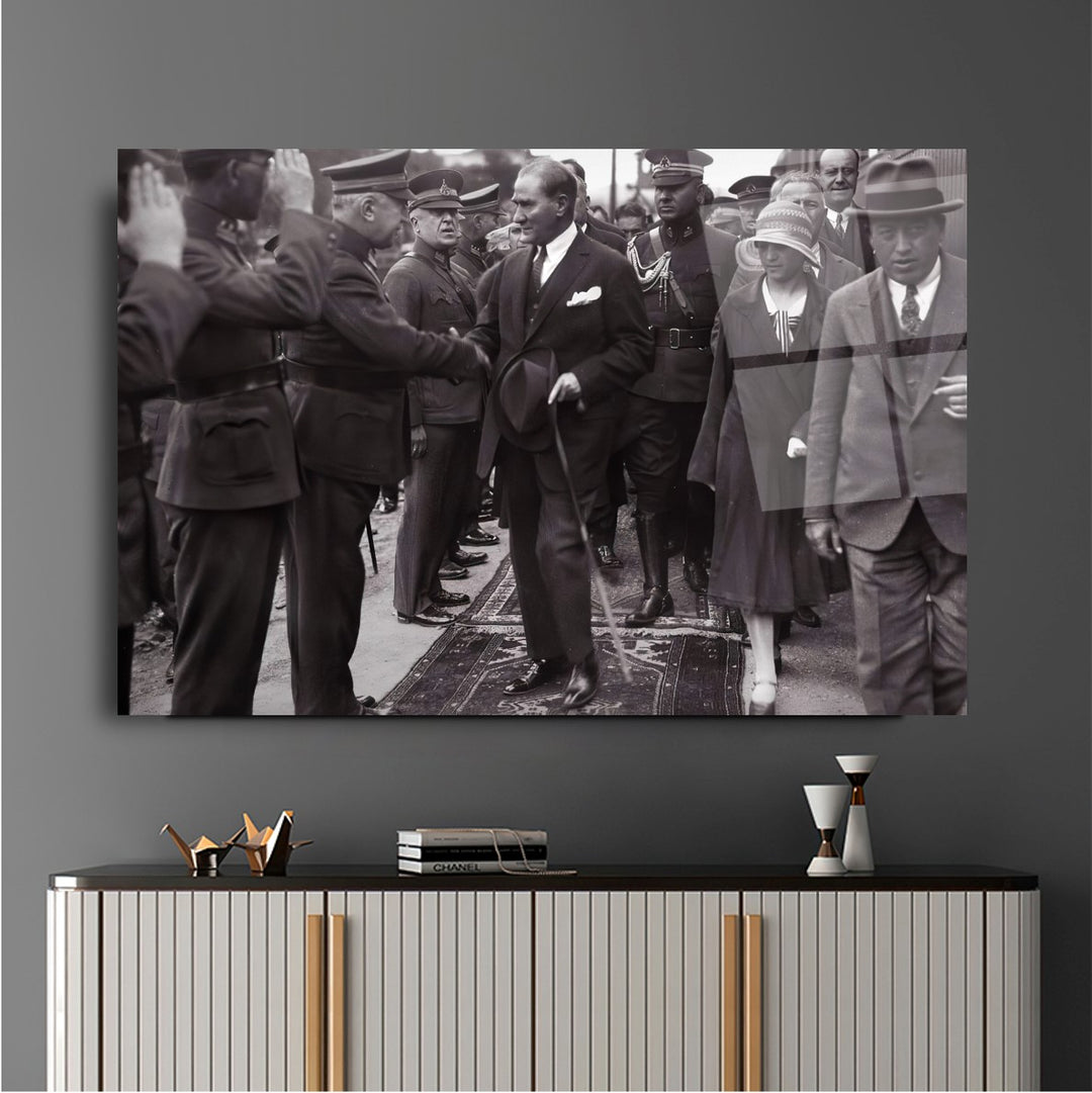 Atatürk Cam Tablo