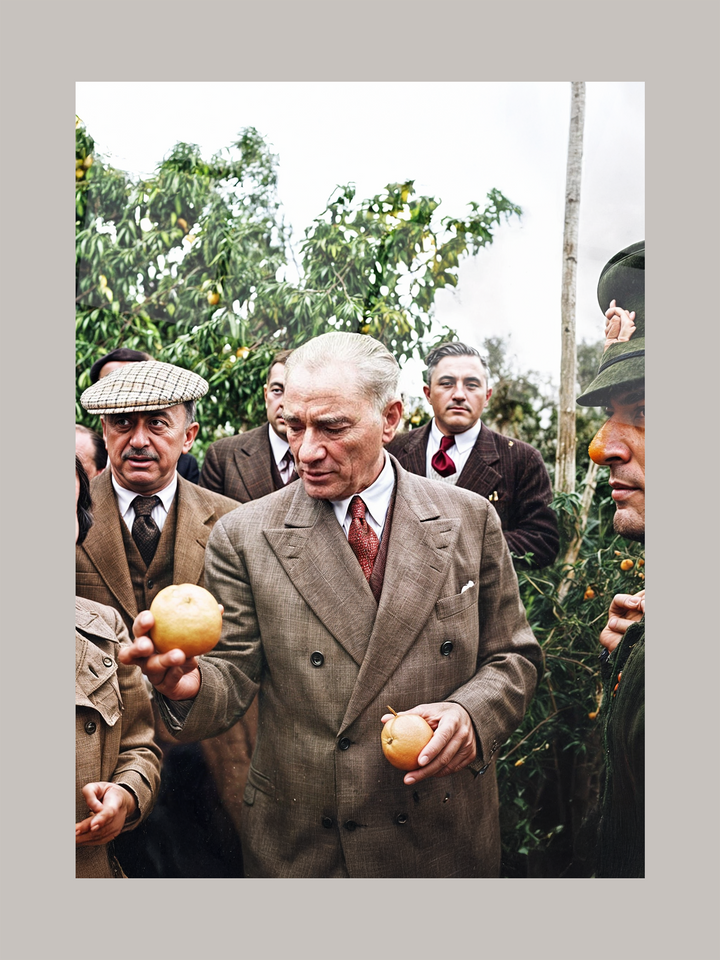 Atatürk Cam Tablo -Atatürk-16