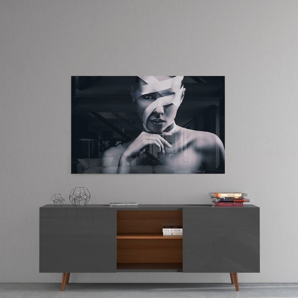 Kadın Portre Cam Tablo No:1197