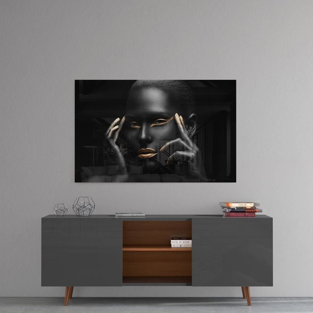 Kadın Portre Cam Tablo No:1203