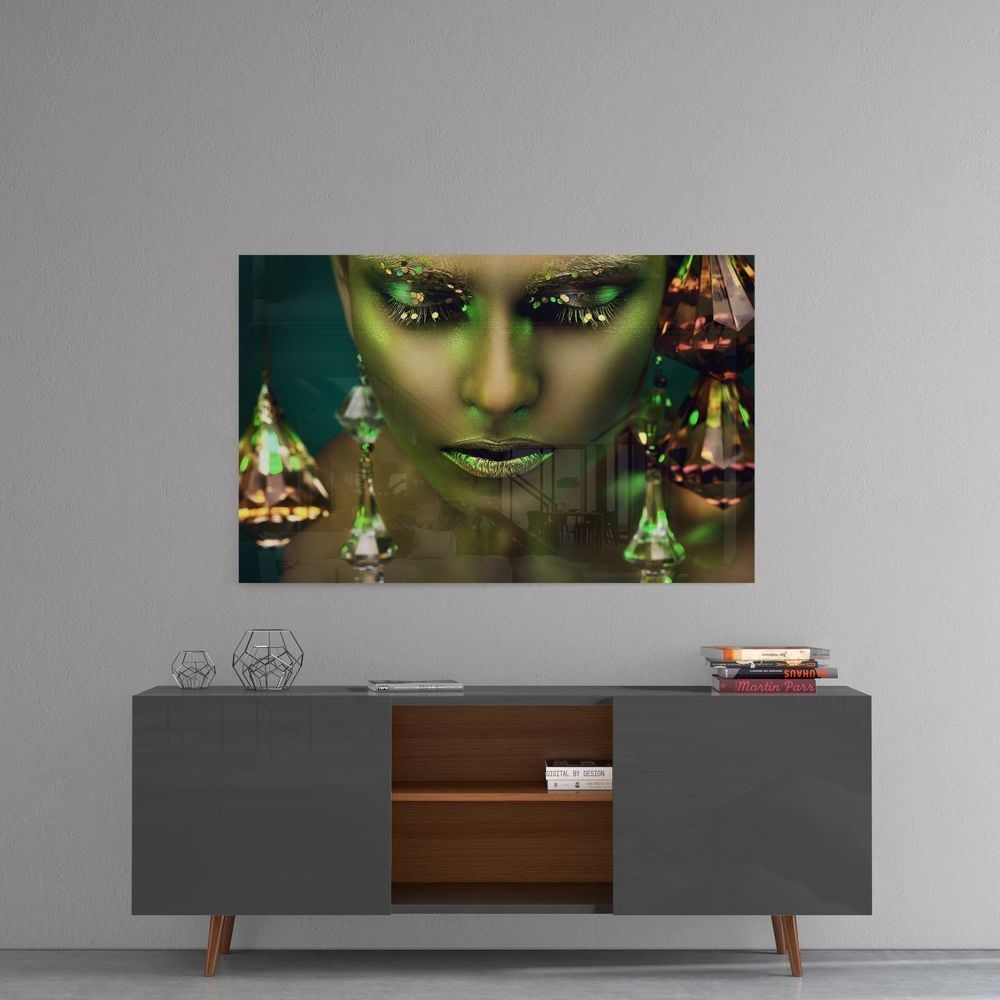 Kadın Portre Cam Tablo No:1220