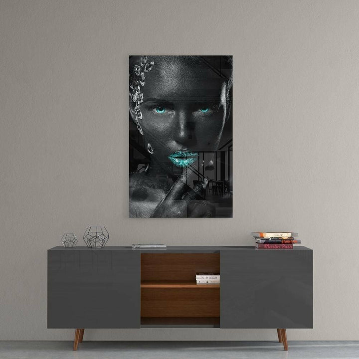 Kadın Portre Cam Tablo No:1222