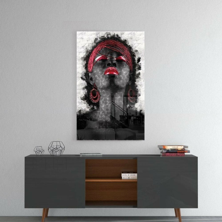 Kadın ve Kırmızı Cam Tablo