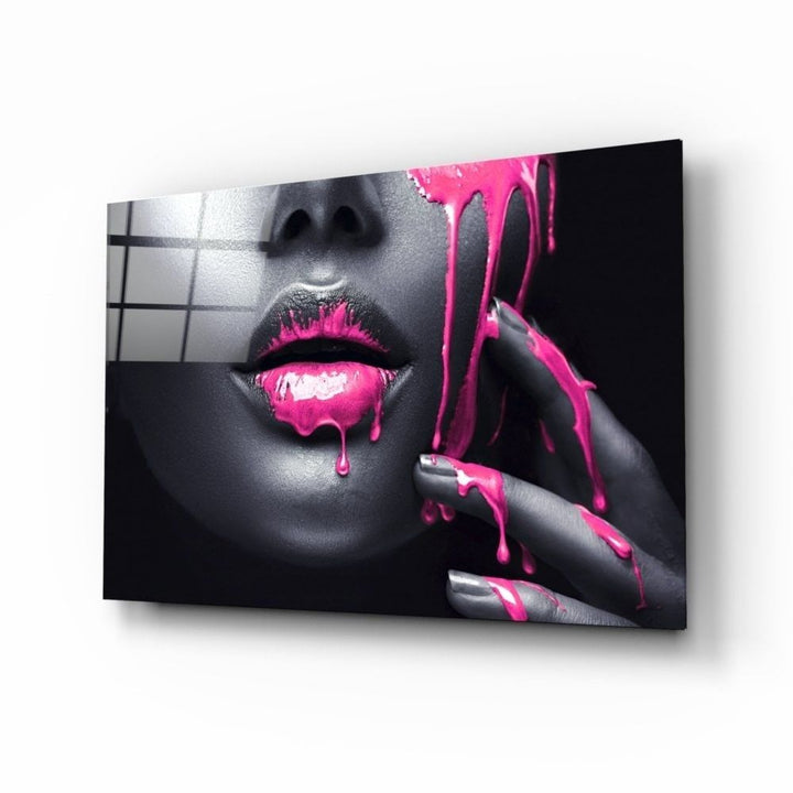 Pembe Boyalı Kadın Cam Tablo