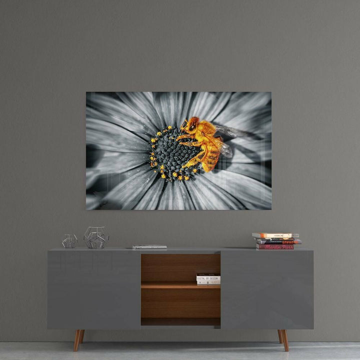 Polen Taşıyan Arı Cam Tablo No:1051