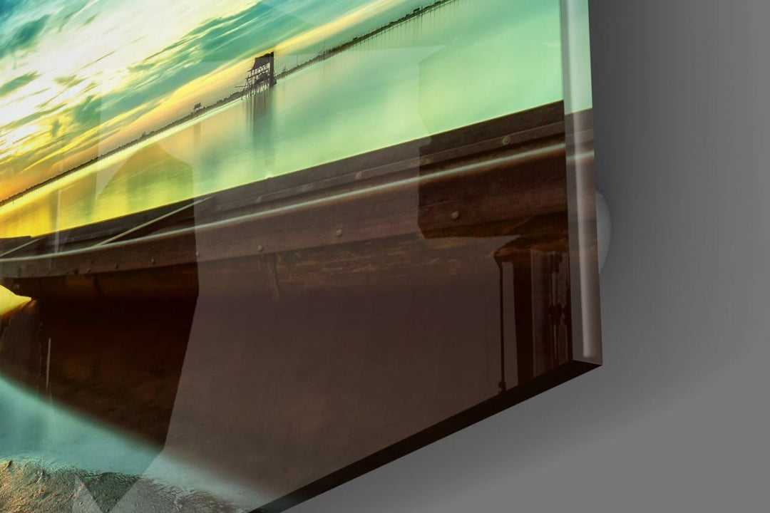 Sahilde Kayık ve Gün Batımı Cam Tablo