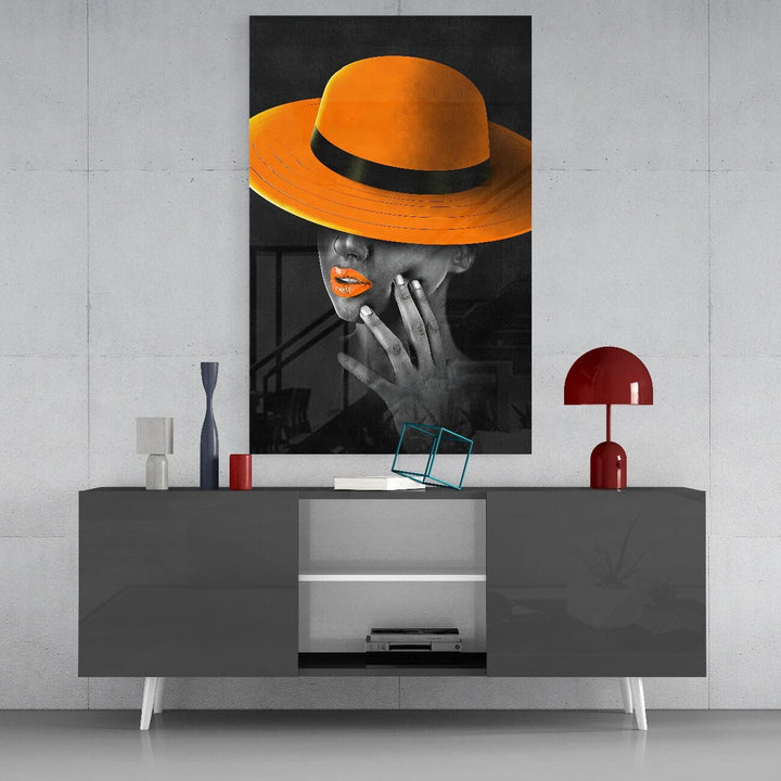 Turuncu Şapka Cam Tablo