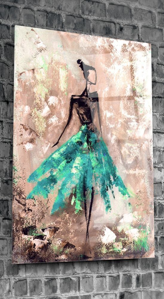 Yeşil Etekli Kadın Cam Tablo