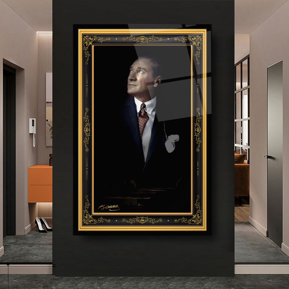 Atatürk Cam Tablo