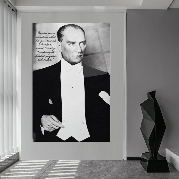Atatürk Cam Tablo