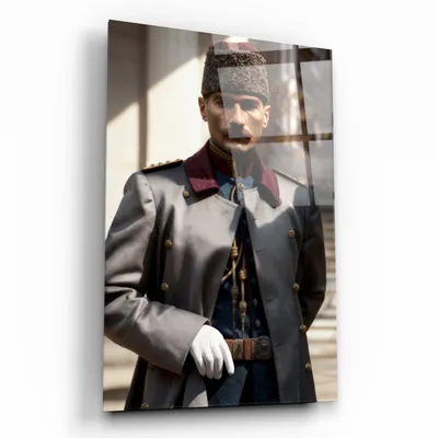 Atatürk Cam Tablo - Üniformalı