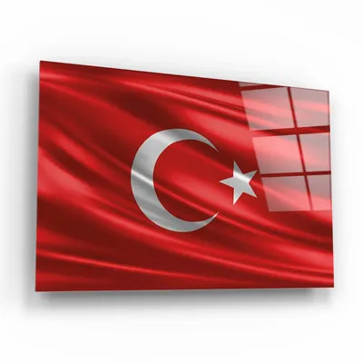 Türk Bayrağı Cam Tablo - Dalgalanan Ay Yıldızlı Al Sancak