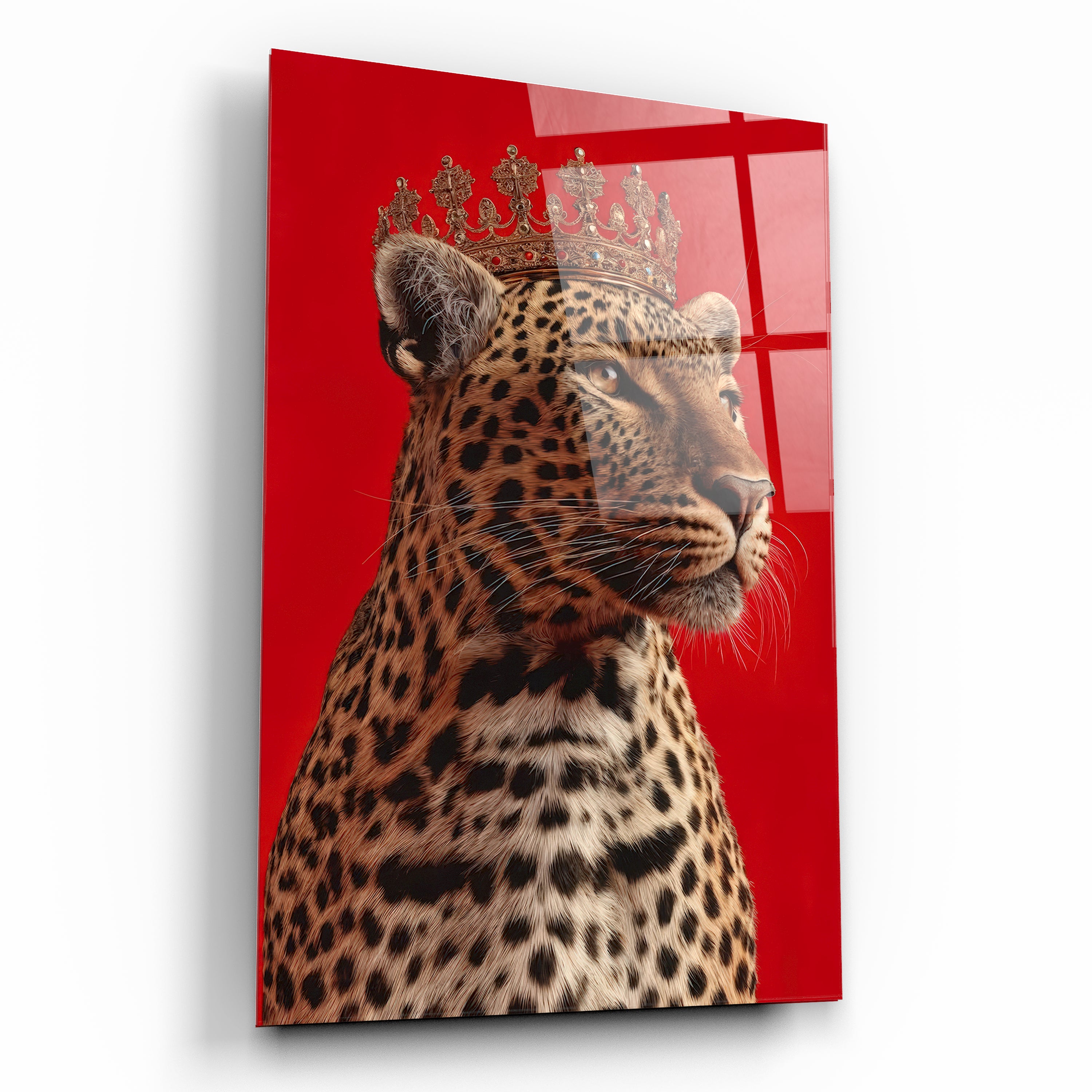 Leopar Cam Tablo - Kırmızı Zeminli ve Taçlı Kraliyet Portresi